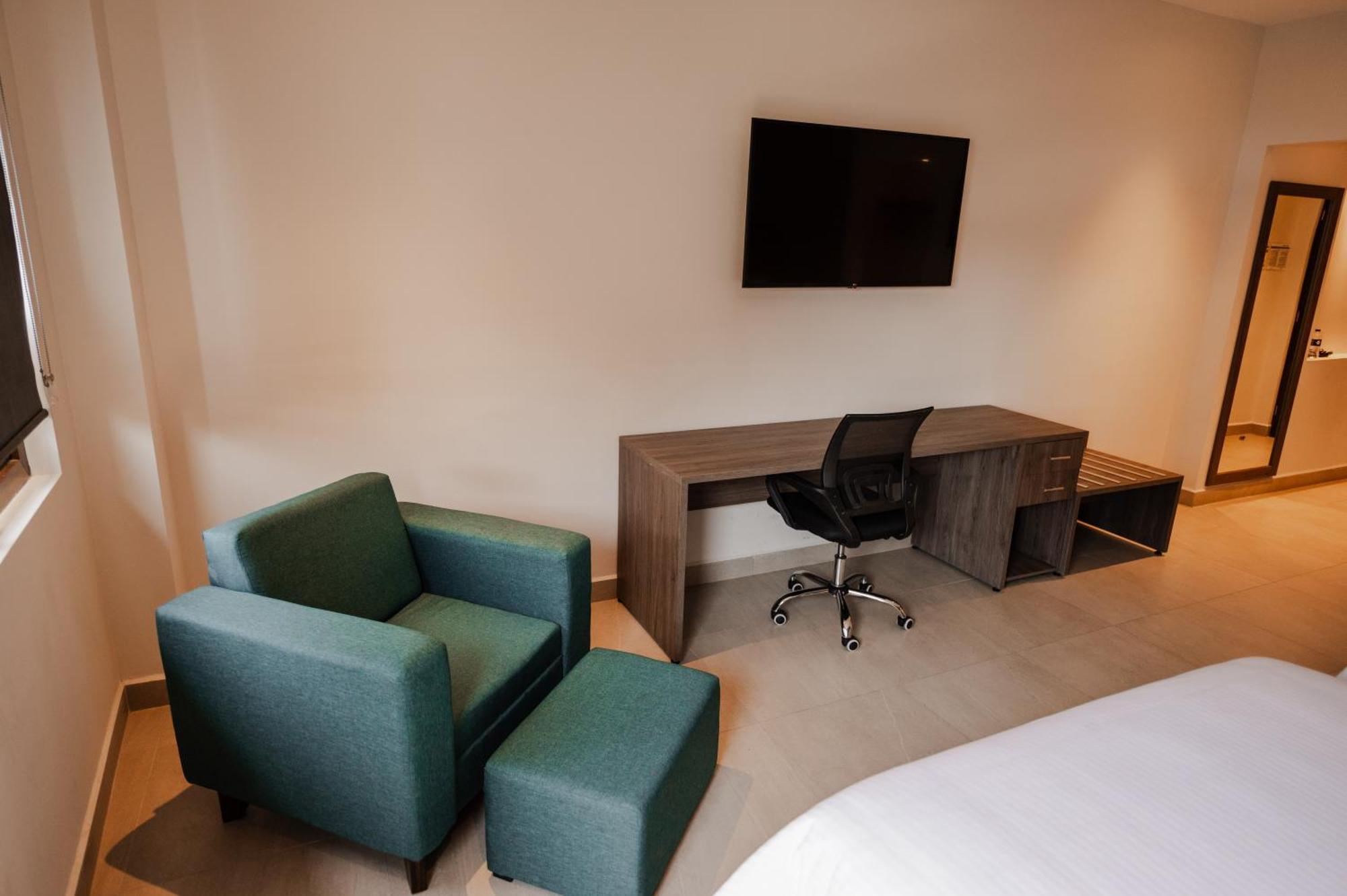 Hotel Centria Монтерей Екстериор снимка