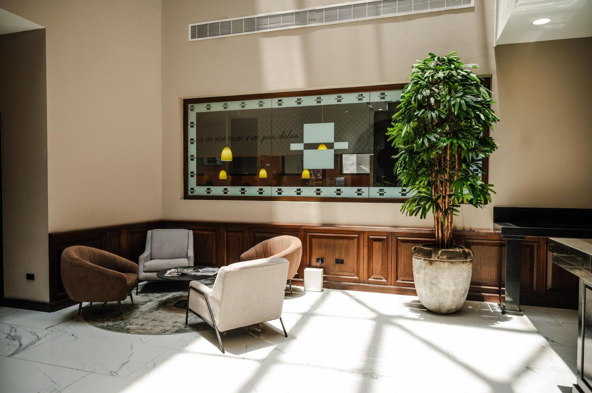 Hotel Centria Монтерей Екстериор снимка